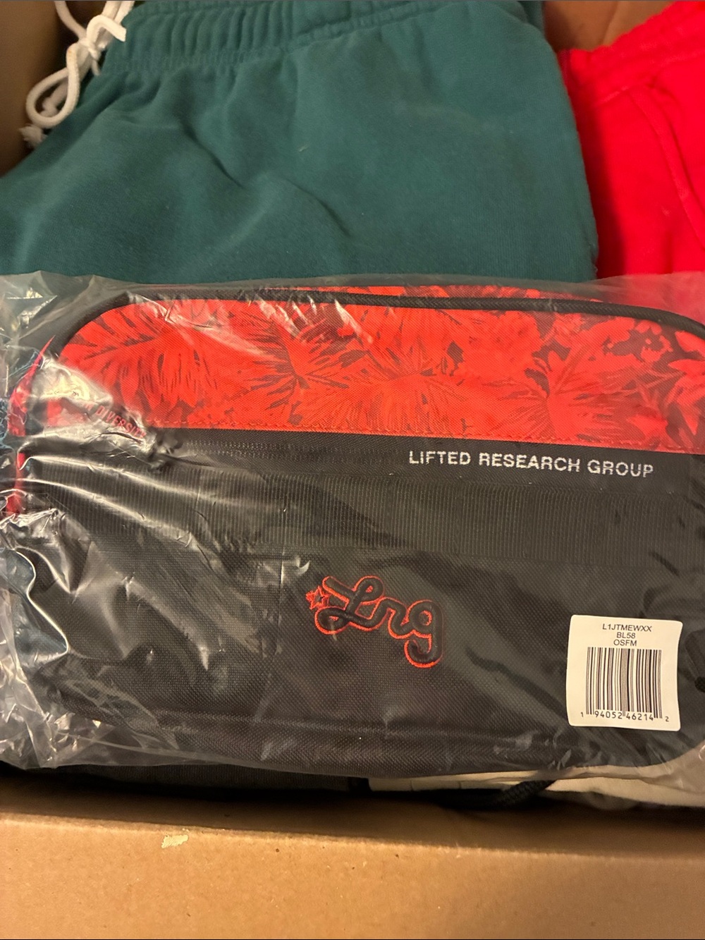 LRG Men’s Black & Red Toiletry Bag with Floral Accent